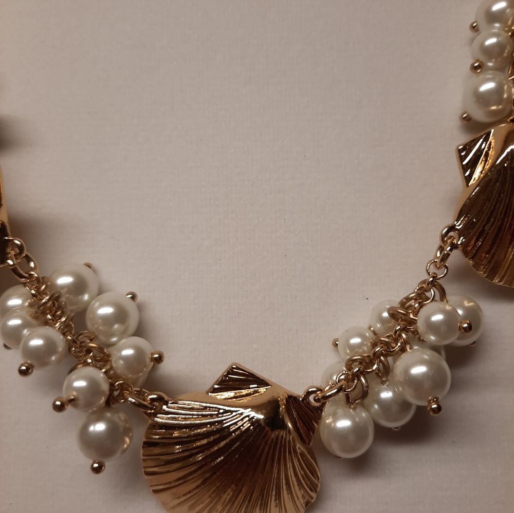 Talbots Statement Necklace New! - image 3